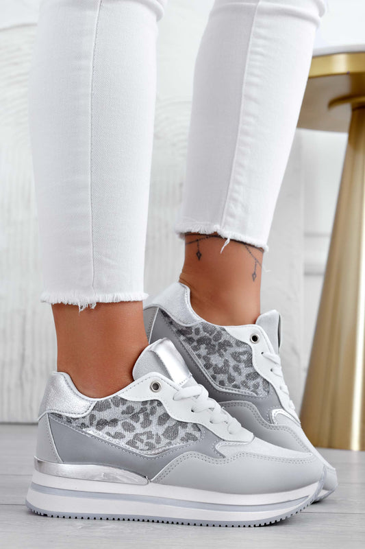 Baskets grises avec empiècements léopard