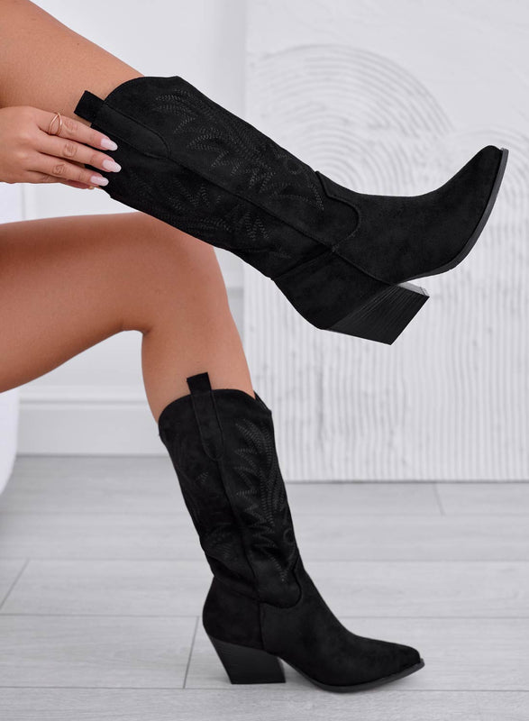 ILENIA - Black camperos boots with embroidery