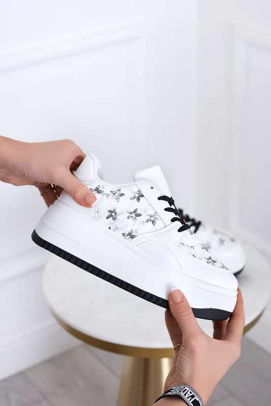 PEREZ - White sneakers with black laces and inserts