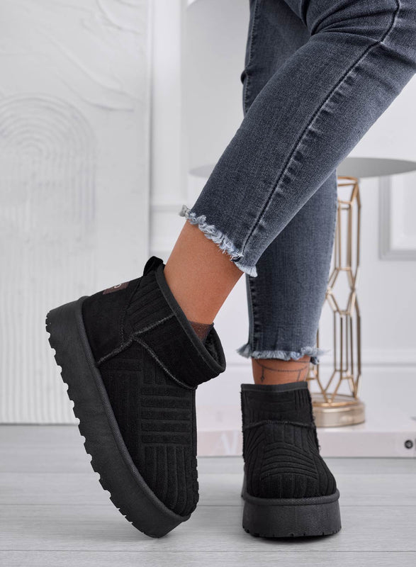 ALDA - Black padded ankle boots