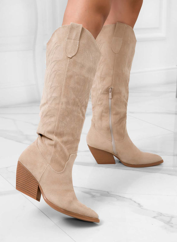 ELEVEN - Beige Texan camper boots with comfortable heel