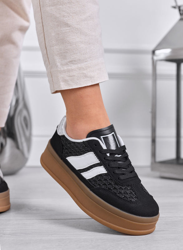 MARISOL - Black sneakers with white inserts and rubber sole