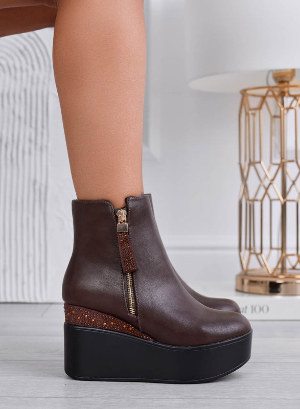 MARGHERITA - Bottines marron à semelle compensée et strass