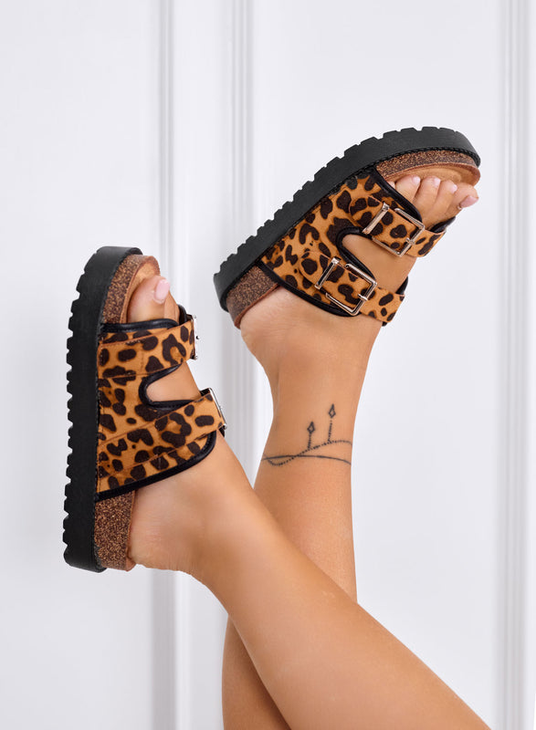 GOMEZ - Sandali Ciabatte platform maculate con doppia fibbia