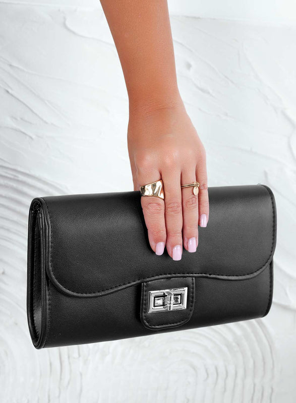 Black clutch bag B228