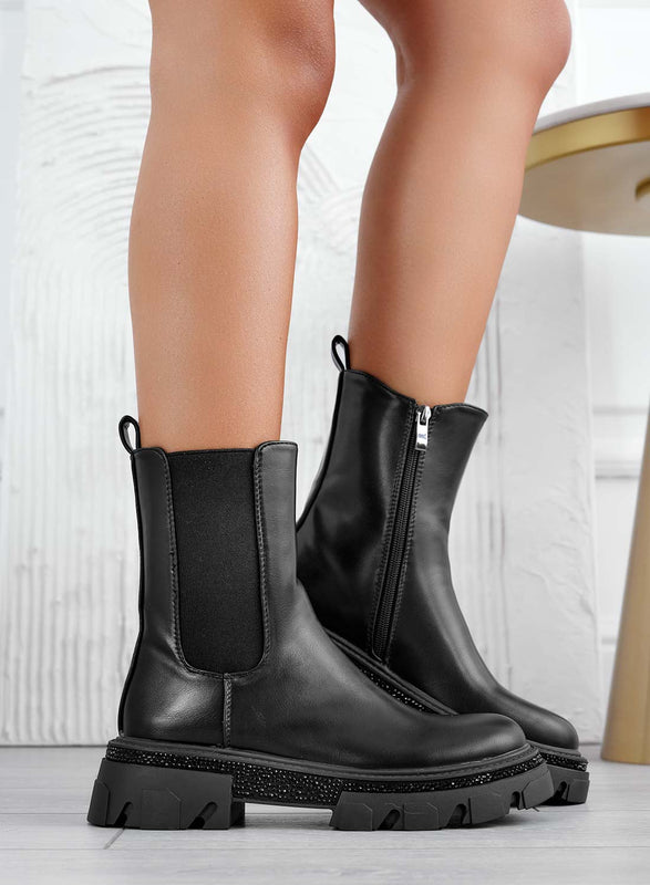 GENESIS - Black ankle boots with elastic and jewel sole