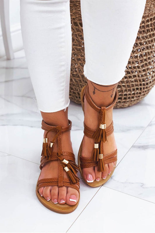 OWEN - Camel flat sandals with fringe pendants