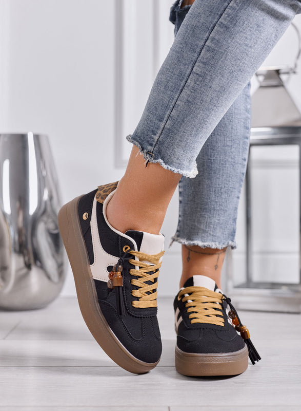 NASTIA - Sneakers Donna nere Scamosciate con Nappine e Perline
