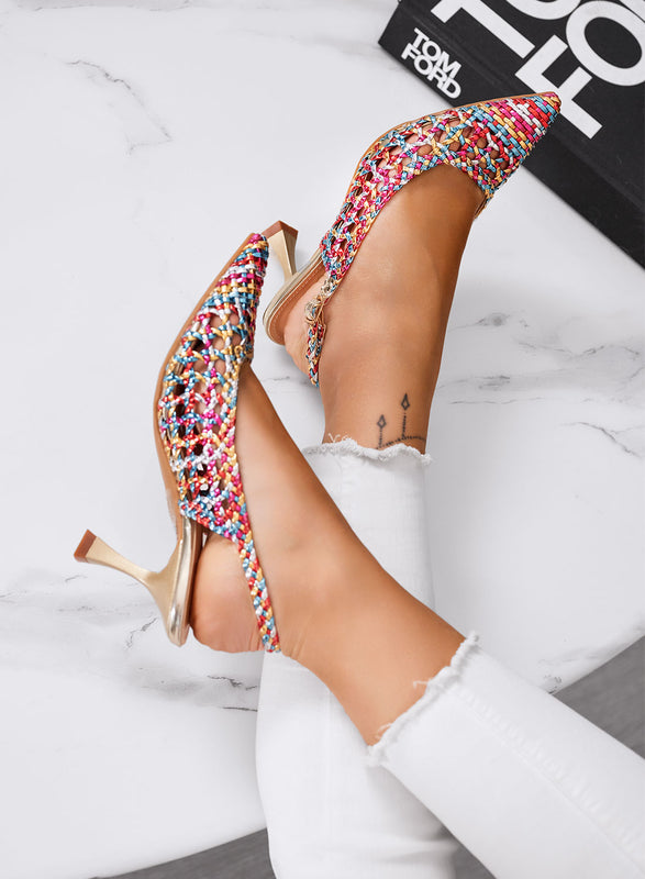MAURA - Salón multicolor slingback en rafia trenzada con tacón medio