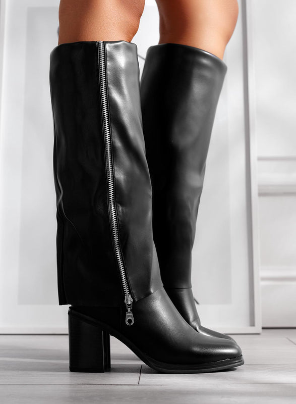 Black boots with comfortable heel and zip