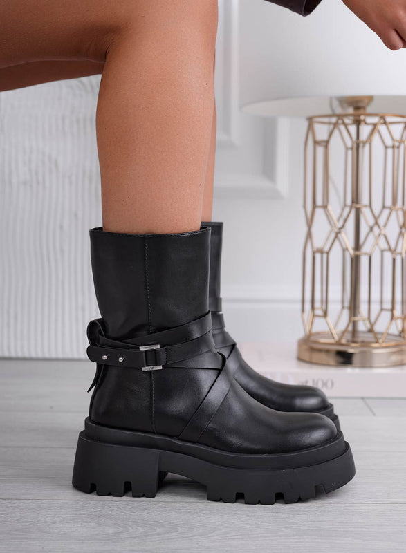 FIRST - Black wrapped ankle boots with thick sole