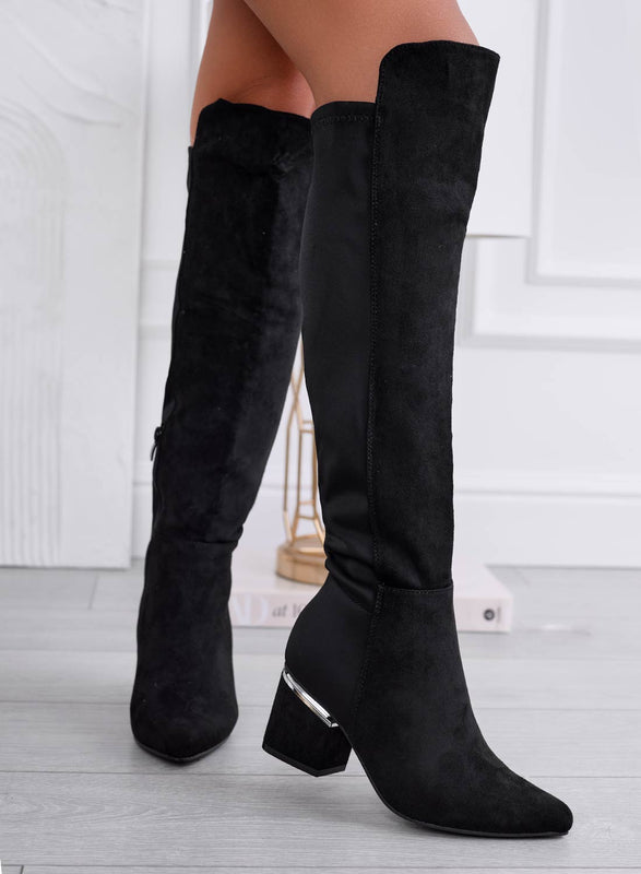 Black boots with rear elastic and comfortable heel
