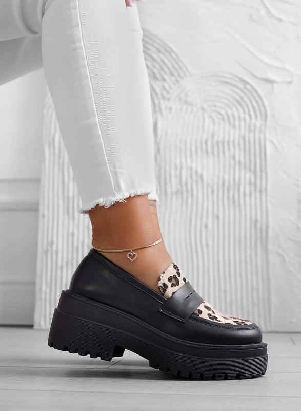 Mocassins noirs avec empiècements à motif léopard