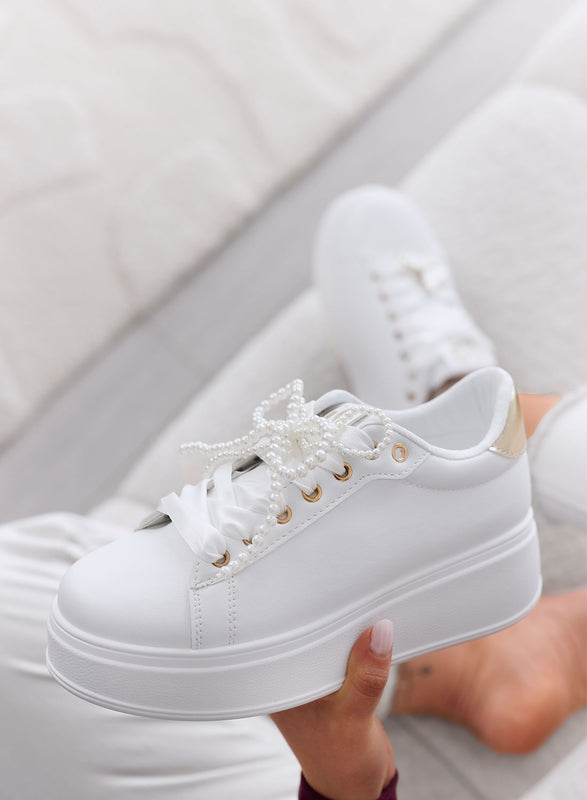 LAURA - Baskets blanches à plateforme avec lacets et détails bijoux