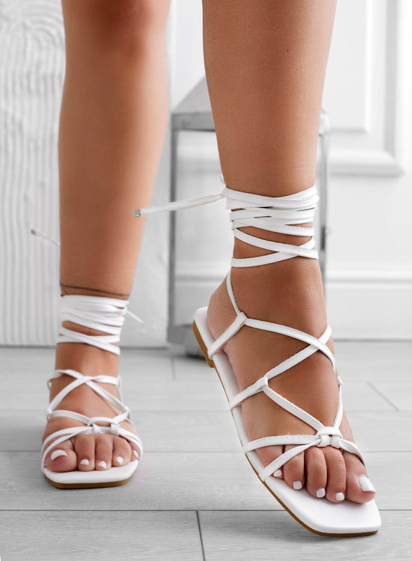 STACY - White flat gladiator sandals Alexoo