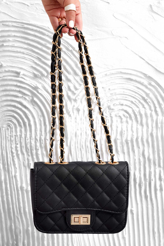 B224 black quilted bag