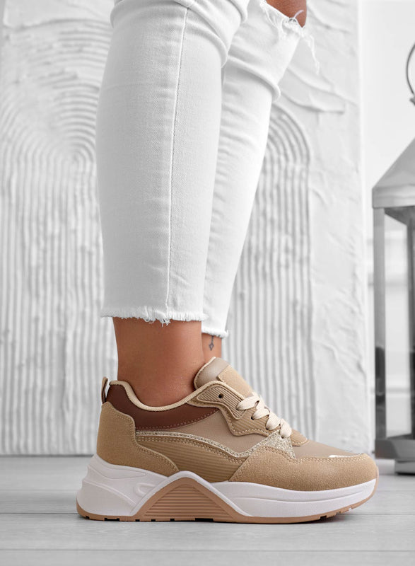 Mud sneakers with contrasting panels