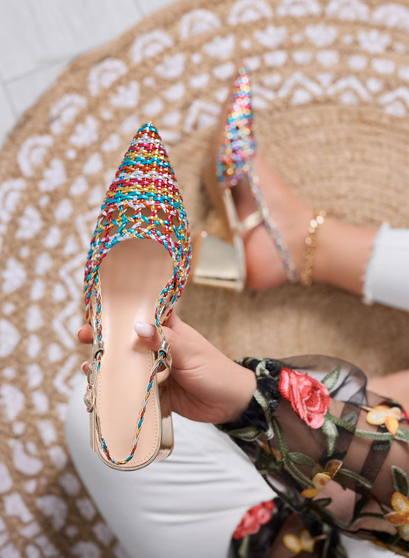 NICOLE – Multicolor pointed-toe woven pumps with ankle strap and gold block heel