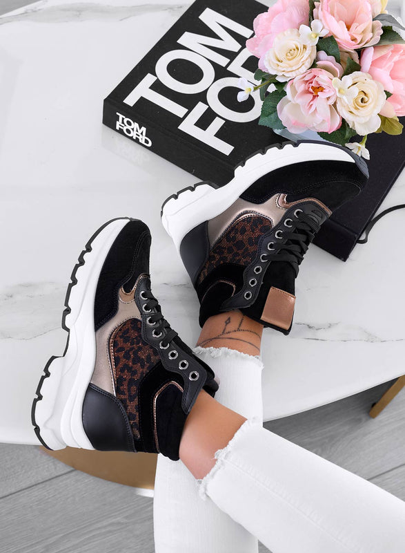 ARES - Black sneakers with spotted inserts