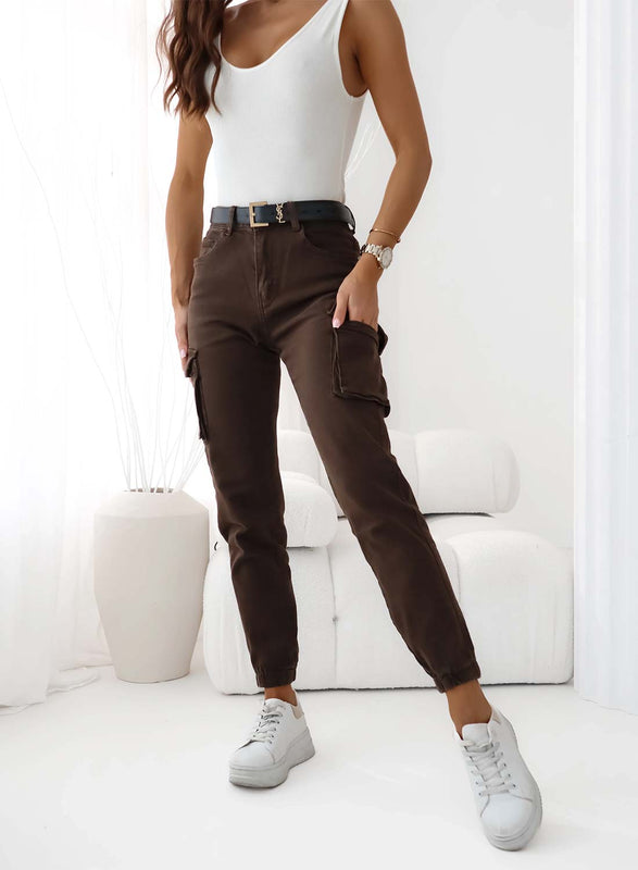 Brown cargo pants with side pockets