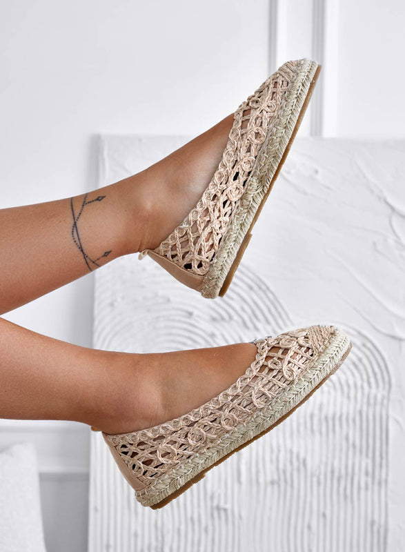 ANDY - Beige embroidered ballet flats with ankle strap