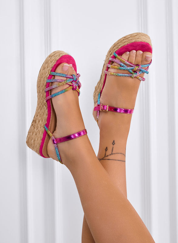 DULCE - Sandales espadrilles fuchsia avec brides ornées de bijoux