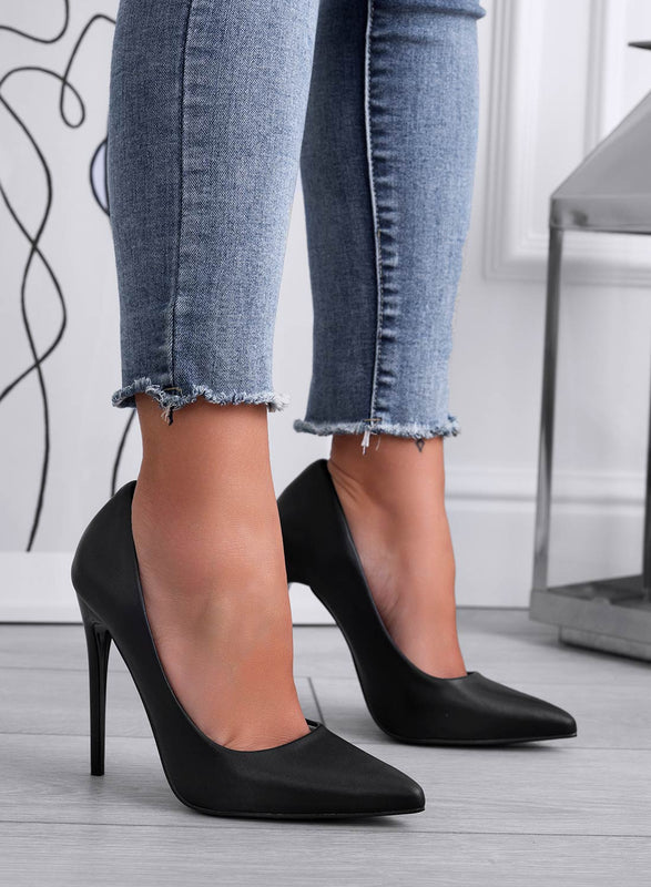 ANTAS - Black pumps with high heels