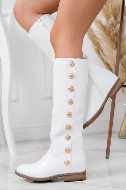 VALDA - White boots with golden buttons and inner wedge