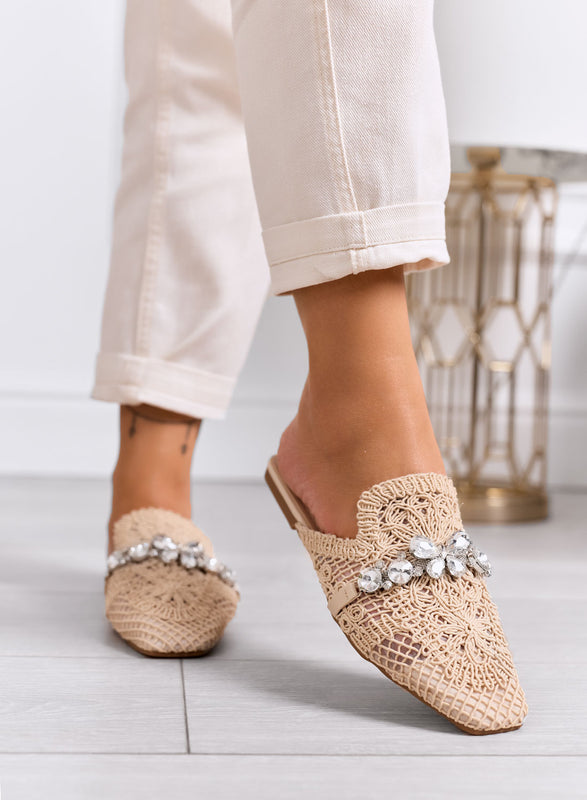 ORIETTA - Beige lace mules with rhinestones and square toe