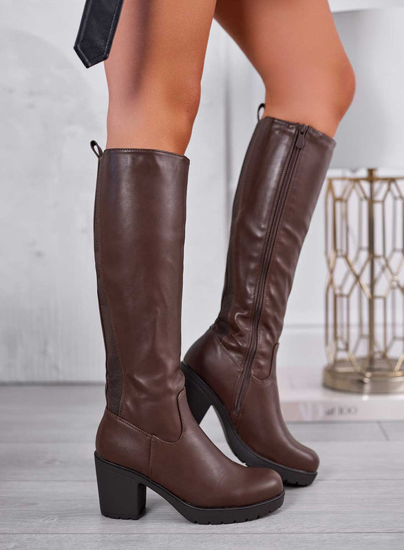 CLIZIA - Brown boots with rear elastic and comfortable heel