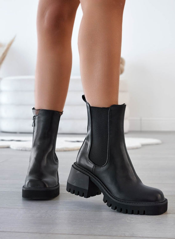 Bottines Alexoo noires avec élastique latéral