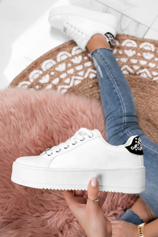 CARRY - White sneakers with silver and black details and rhinestones