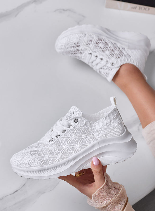 ESRA - Sneakers bianche Traforate con Suola Comfort Leggera