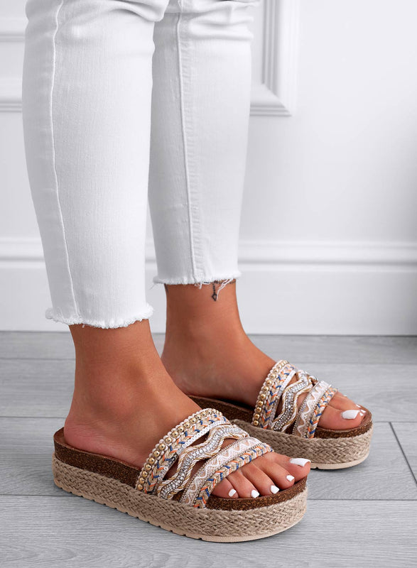 LUCIS - Beige slide sandals with wedge and embroidery