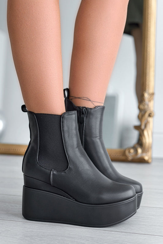SPAIN - Alexoo black ankle boots with wedge and side elastic
