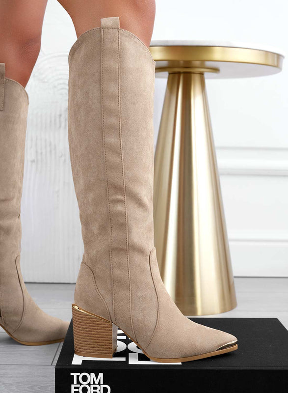 Bottes camperos couleur boue avec talon en faux bois