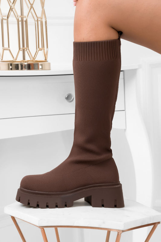 BELGA - Brown boots in elastic fabric