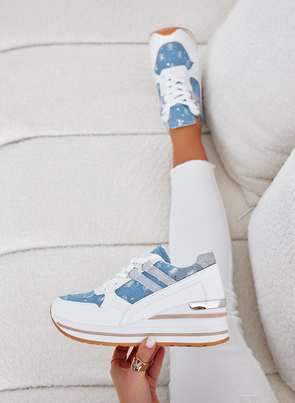 AVERY - White sneakers with wedge and blue jeans inserts