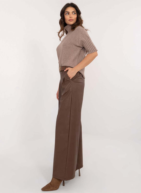 Pantalon marron en similicuir évasé