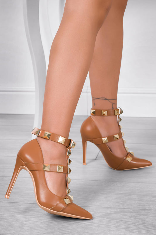 RAYNA - Camel pumps with bands and studs