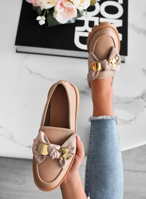 ALMA - Mud loafers with bow and gold applications