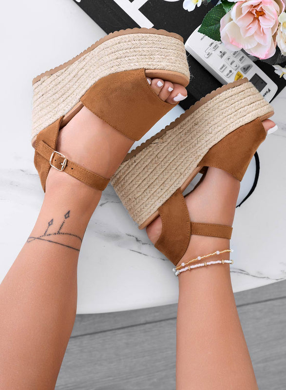 ROXIE - Camel suede espadrille sandals with wedge