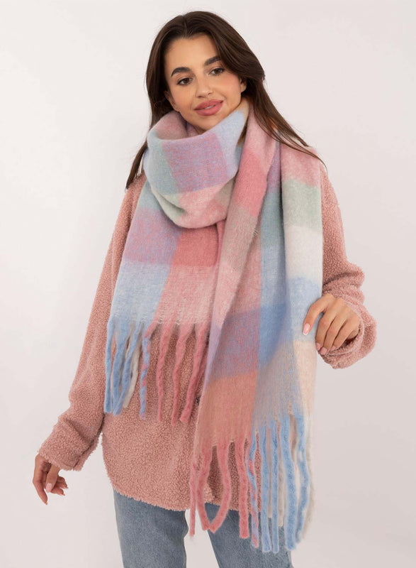 Écharpe oversize aux tons rose et bleu