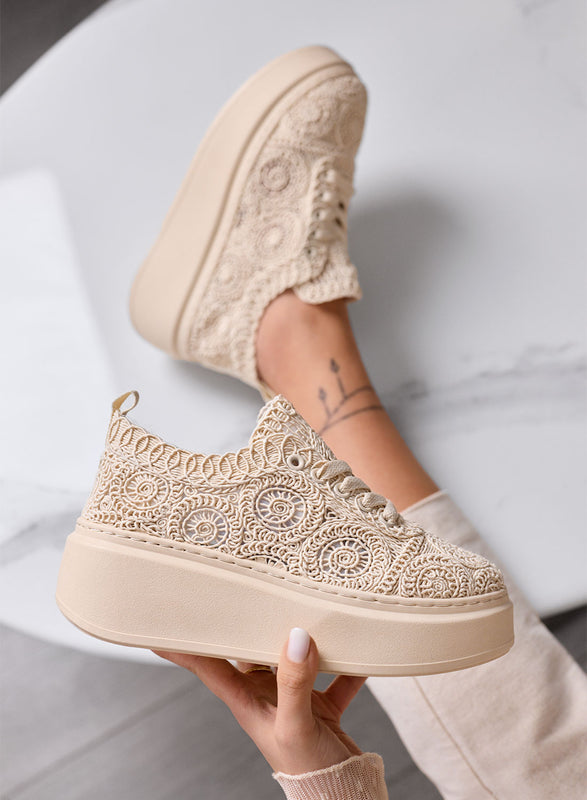 VALERIA - Beige lace platform sneakers with high sole