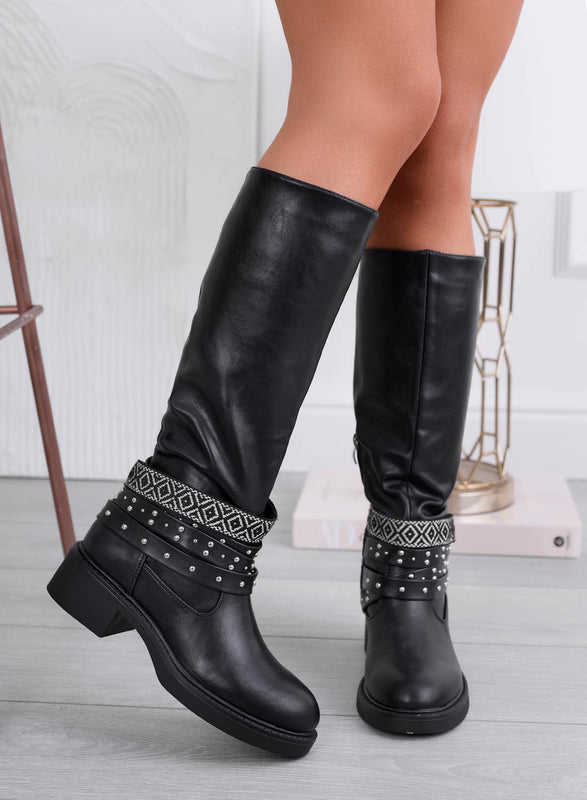 ALINA - Black boots with studs and a patterned strap