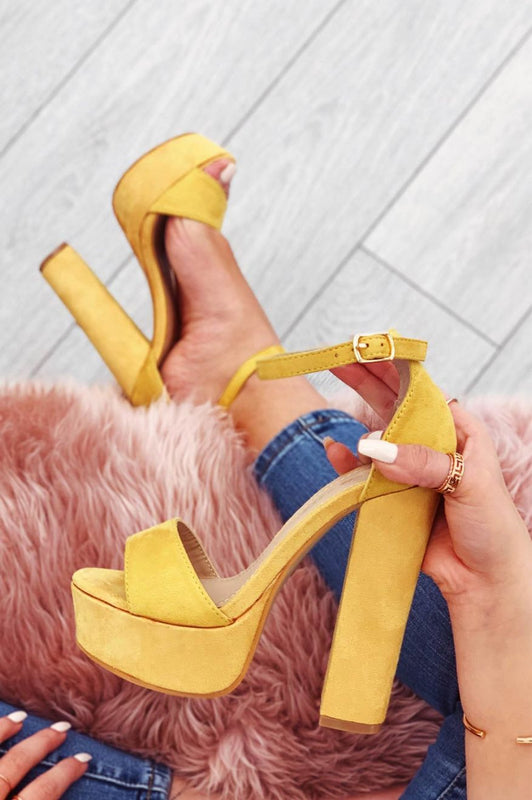 LUCKY - Yellow suede sandals with high heel and strap