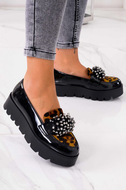JESSY - Black patent leather loafers with spotted details and rhinestones