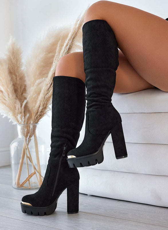 JOSEPH - Stivali neri scamosciati con risvolto e placca oro