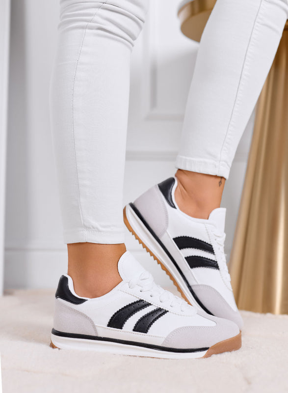 PIERA - Zapatillas blancas de tela con detalles negros y suela de goma