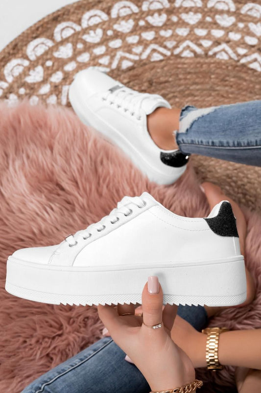 CARRY - White sneakers with silver and black details and glitter